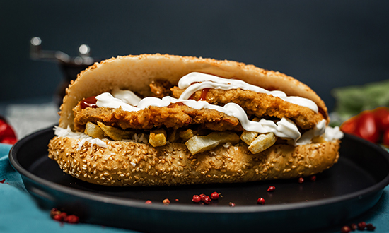 Sandwich MARE cu muschiulet de porc